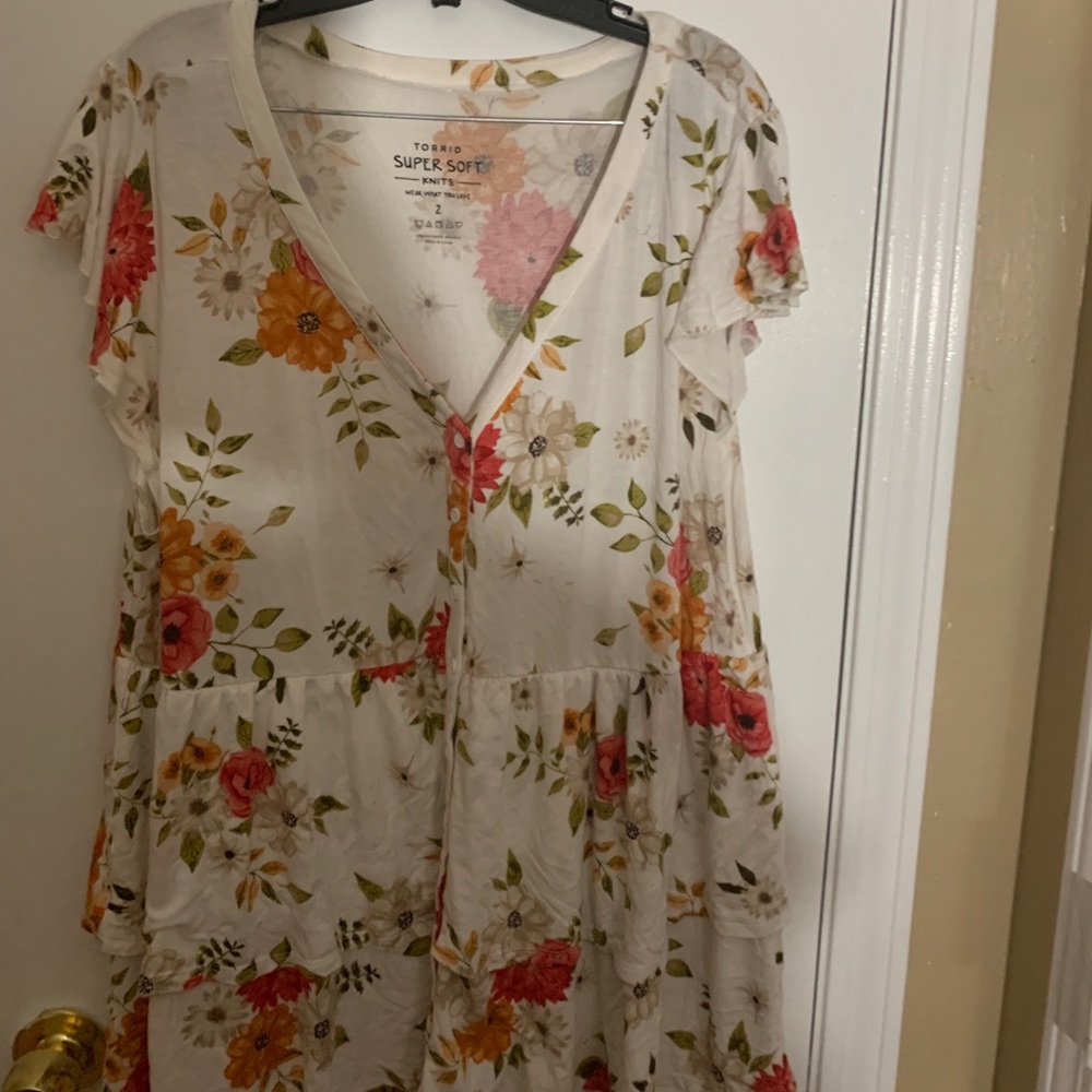 Torrid Size 2 Floral Soft Baby Doll Shirt